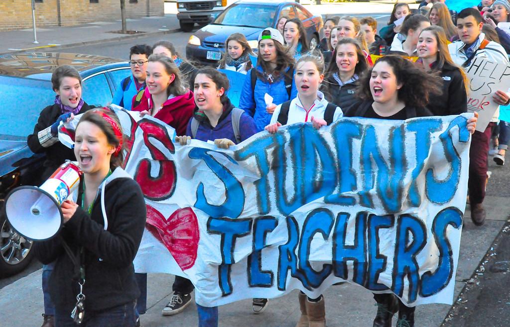 Students+Walk+Out+in+Support+of+District-Wide+Protest