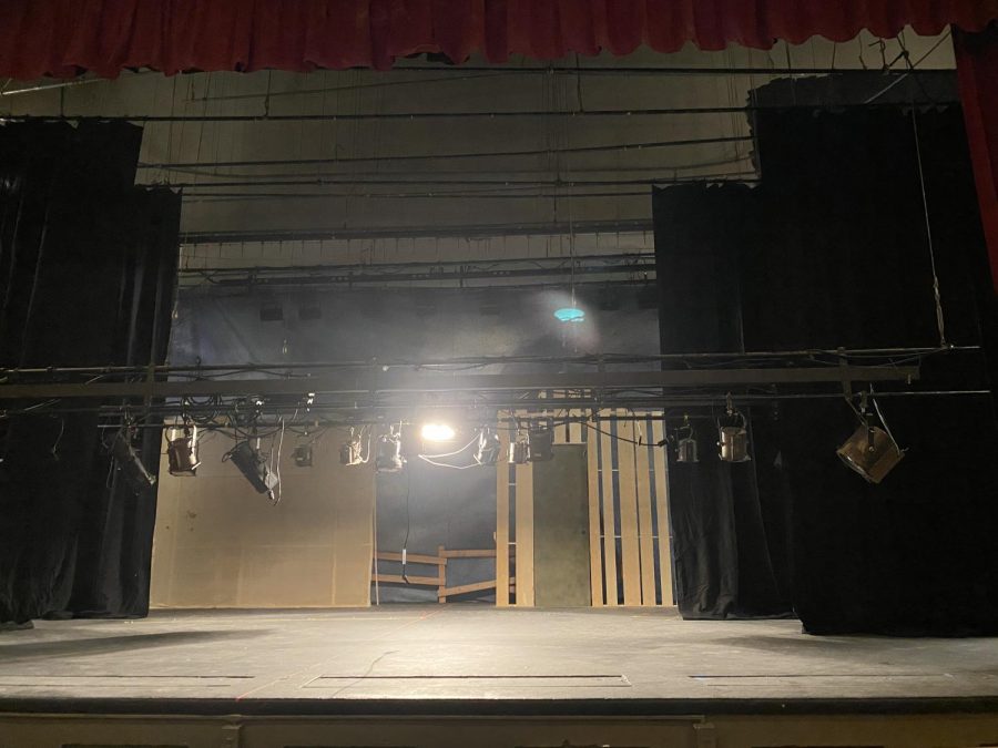 A photo from the set of Lincolns production of Fiddler on the Roof. The play has currently been postponed indefinitely.
