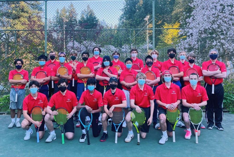 Lincoln’s 2021 boys varsity tennis team.
