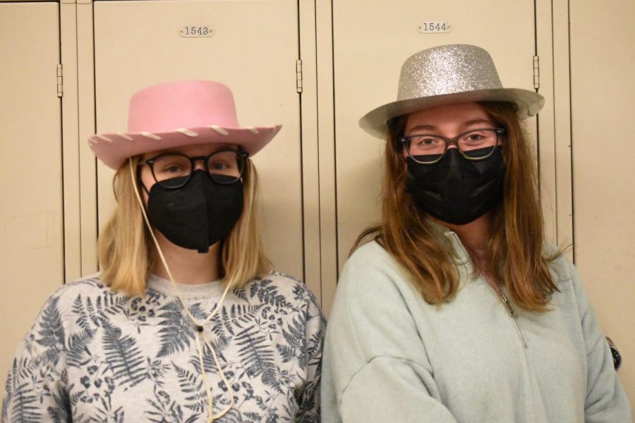 Reporters Anna Klein and Mary Carney show off their impeccable fashion sense with these trendy hats! Email us your questions at thecardinalconsultants@gmail.com to be featured in the next addition of our column (please email us, its anonymous.)