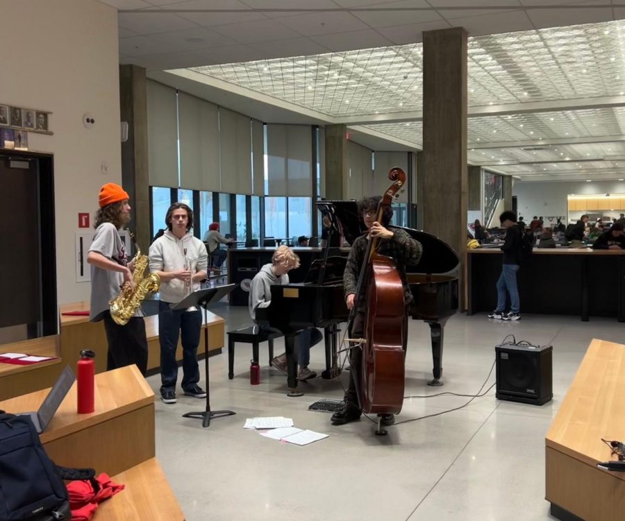 Jazz band combo one plays every Tuesday in the commons. Welcoming students in the morning, the jazz combos bring their music to life.
