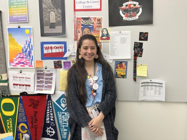 Aliera Zeledon Morasch works as the college coordinator in Lincoln’s College and Career Center. She helps students navigate the college admissions process.
