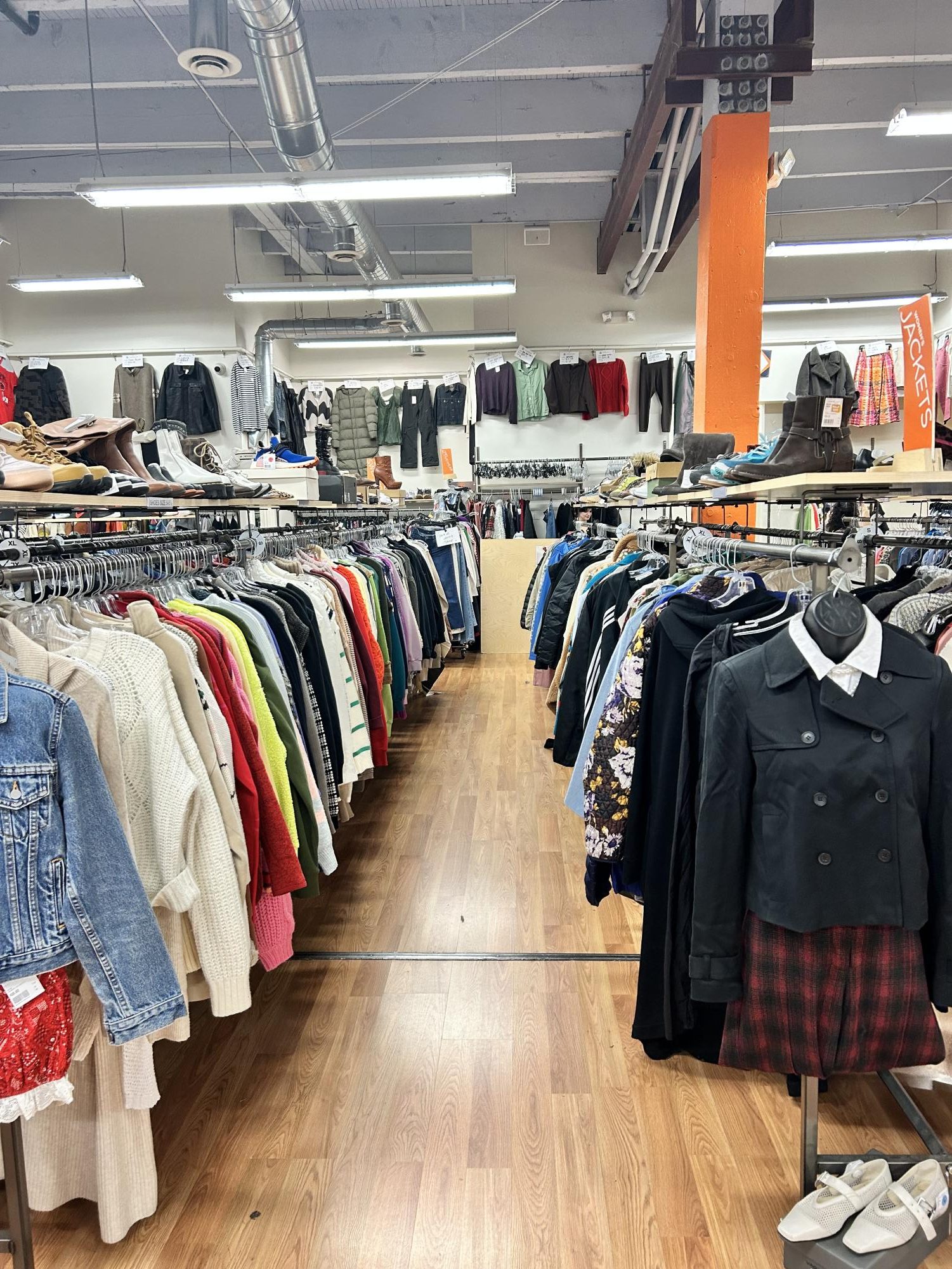 Solana Goodarzi and Liana Maciukenas enjoy going shopping at many stores throughout Portland and on 23rd Street, including at the thrift store Crossroads. By Allegra Wehner