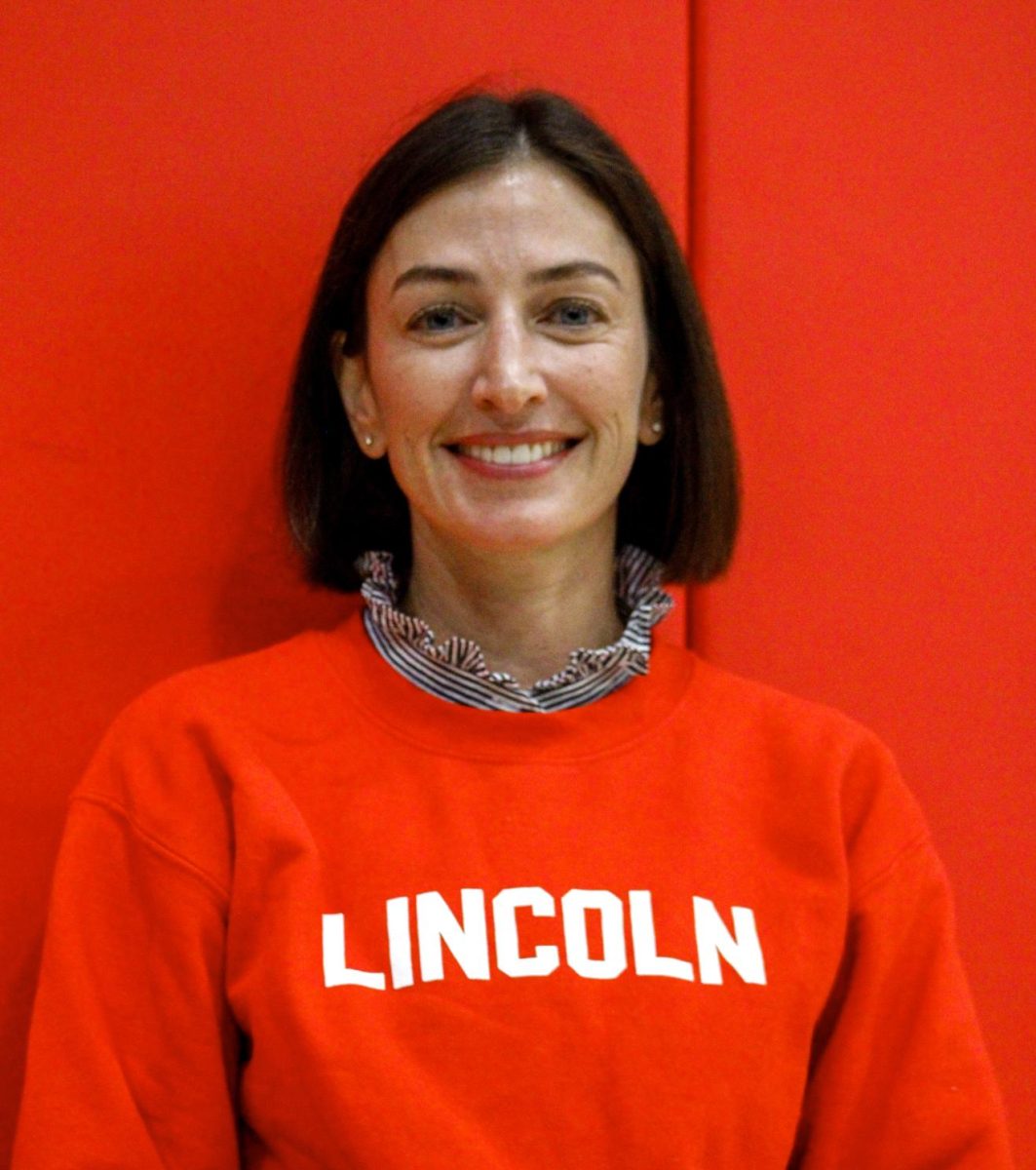 Kelly Ranalli is an avid runner. She loves reading,
hiking and skinning, a technique used to ski
uphill. She hopes to move to Bend when her two
sons graduate from Lincoln so she can be closer
to the mountains and nature.