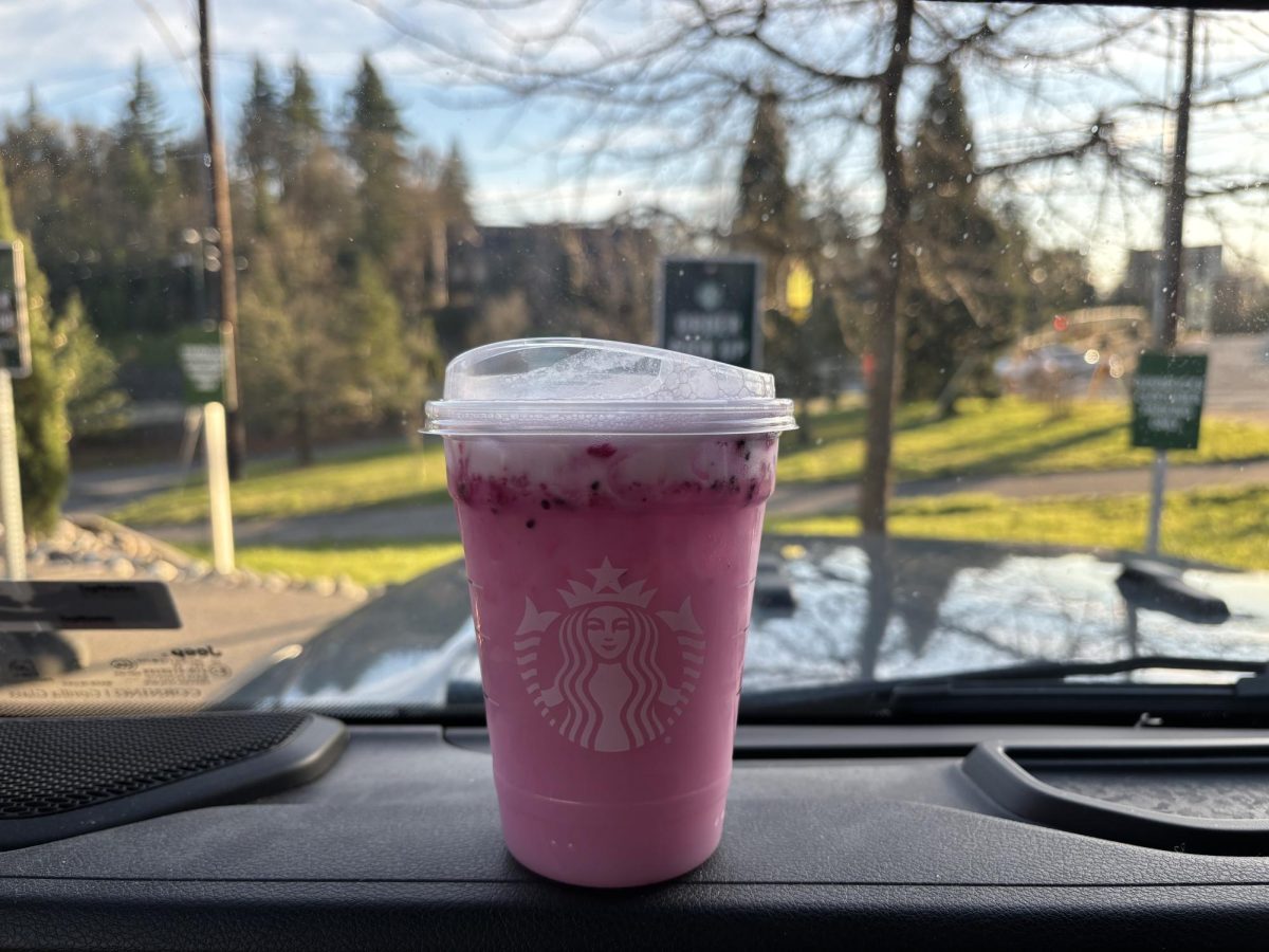 The term “drink culture” encapsulates beverage consumption from trends to lifestyles, and underlines the choices we make as drink consumers and how they are influenced by social media. By Scarlett Dempsey